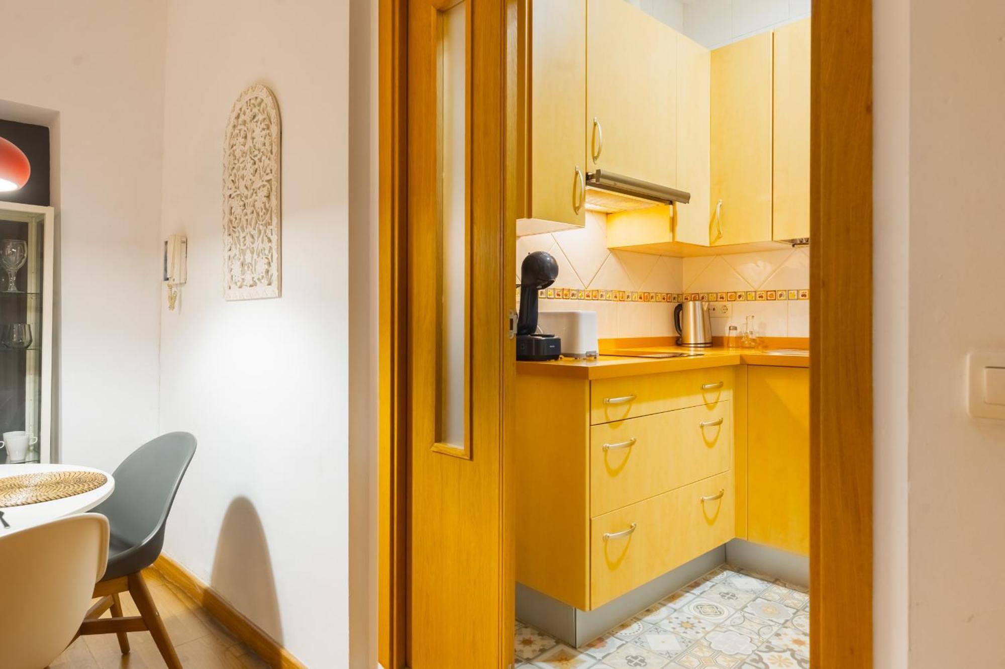 Duplex Moderno Alameda Apartment Севиля Екстериор снимка