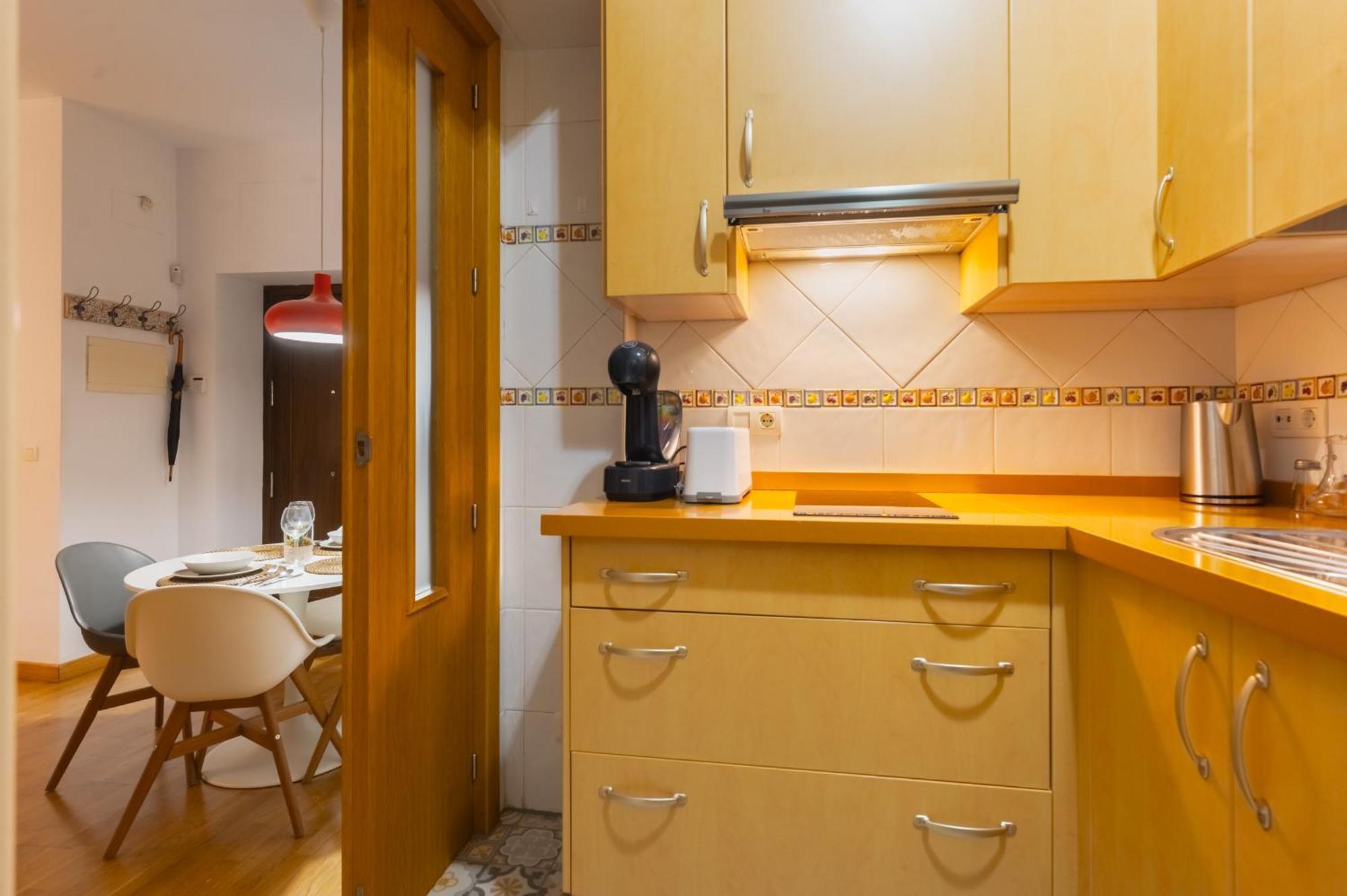 Duplex Moderno Alameda Apartment Севиля Екстериор снимка