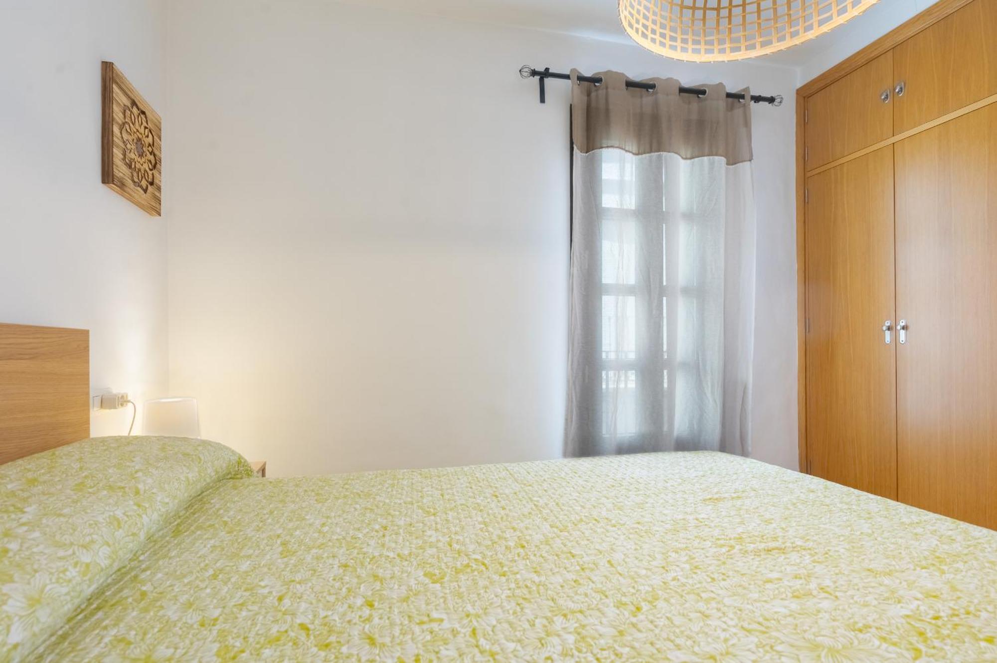 Duplex Moderno Alameda Apartment Севиля Екстериор снимка