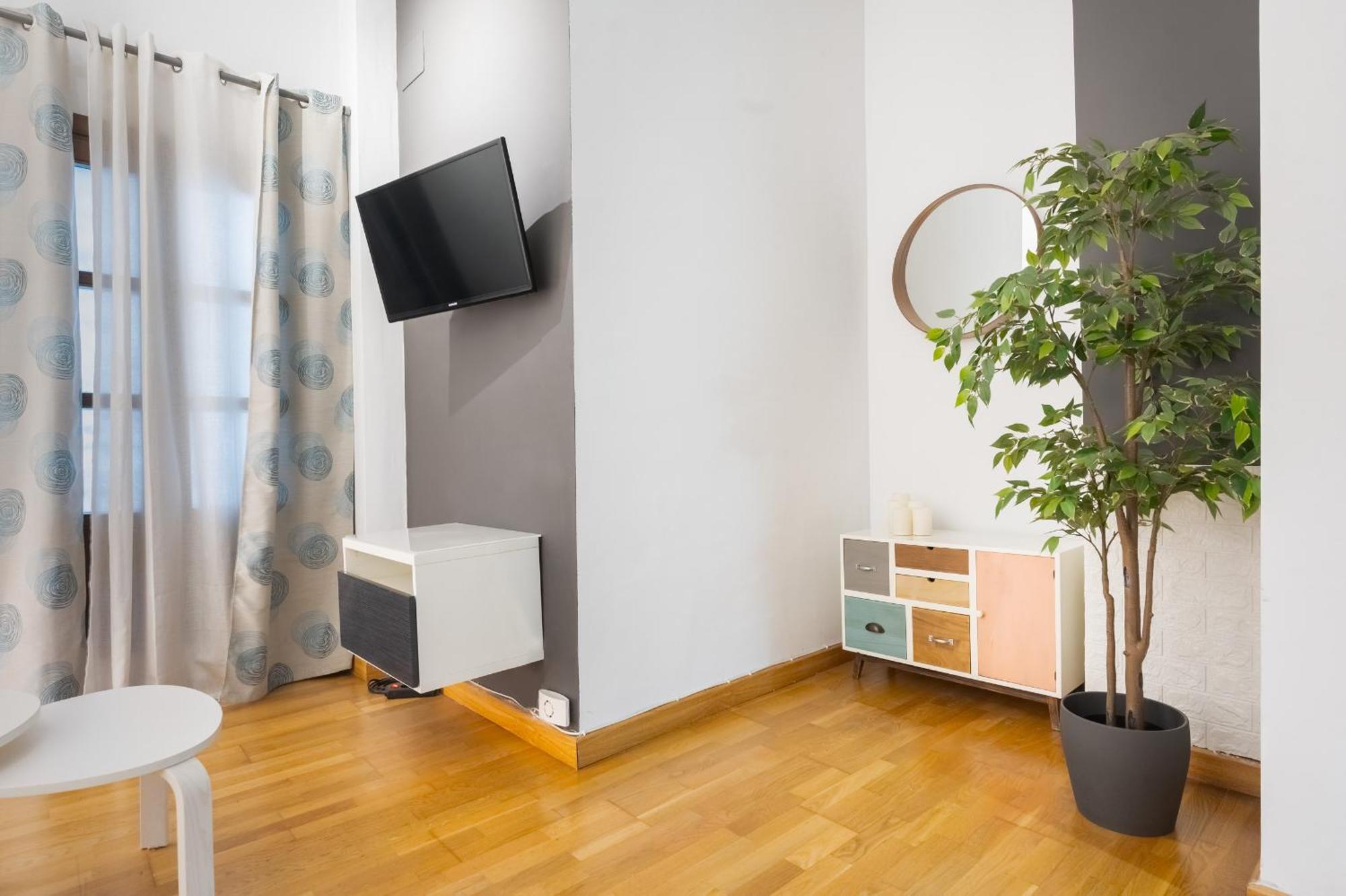 Duplex Moderno Alameda Apartment Севиля Екстериор снимка